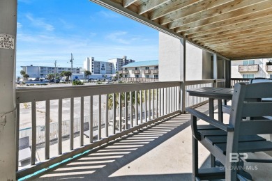 Ocean Echo is a small, 9-unit building right in the heart of - photo 5