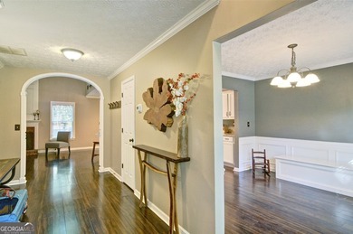 Make this charming home in the desirable swim and tennis - photo 5