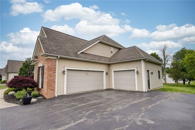 Stunning custom built Colonial nestled in one of Penfield's most - photo 4