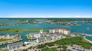 Marinafront 3-bedroom, 3.5-bath townhome in desirable Inlet Cove - photo 1