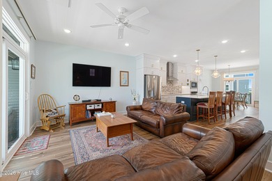 Marinafront 3-bedroom, 3.5-bath townhome in desirable Inlet Cove - photo 7