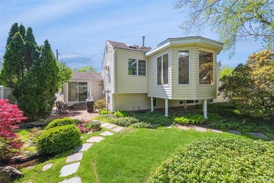 Welcome to this meticulously maintained 3 Bedroom 1.5 bath home - photo 19