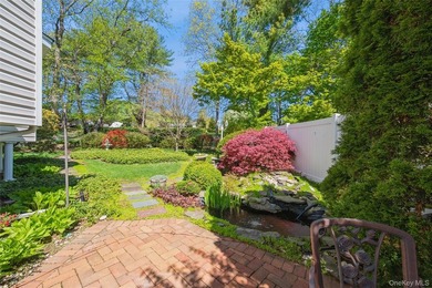 Welcome to this meticulously maintained 3 Bedroom 1.5 bath home - photo 24