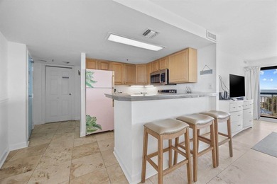This updated oceanfront 1BR, 1BA unit offers unobstructed ocean - photo 9