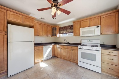 A Home That Has Been Truly Cherished! Welcome to this charming - photo 3