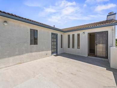 A special offering in the Coronado Village with exceptional - photo 18