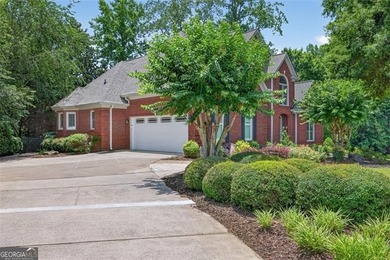 WELCOME TO 7210 CANTER RUN, a beautifully updated executive home - photo 4
