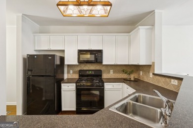 Great location, New Paint and fixtures! With over 20 restaurants