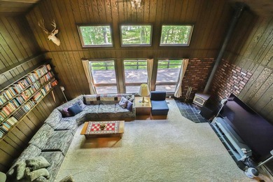 Beautifully maintained 4-bedroom, 2-bath Lake Mary home situated - photo 12