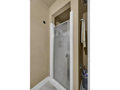 This CBS stucco 3 bedroom, 1.5 bath home offering 1,434 Sq. ft - photo 16