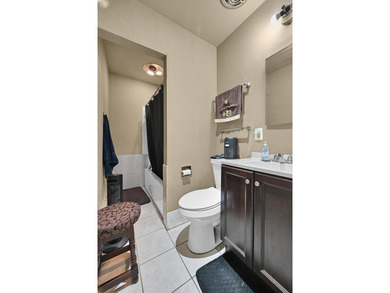 This CBS stucco 3 bedroom, 1.5 bath home offering 1,434 Sq. ft - photo 21