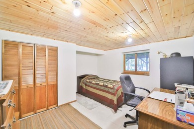 Beautifully maintained 4-bedroom, 2-bath Lake Mary home situated - photo 24