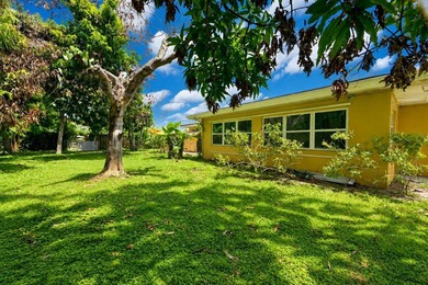 This CBS stucco 3 bedroom, 1.5 bath home offering 1,434 Sq. ft - photo 26