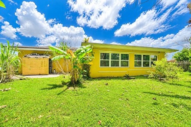 This CBS stucco 3 bedroom, 1.5 bath home offering 1,434 Sq. ft - photo 28