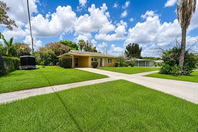 This CBS stucco 3 bedroom, 1.5 bath home offering 1,434 Sq. ft - photo 29