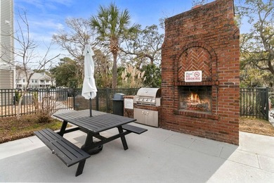 FULL LUXURY REDESIGN | END UNIT | ONE OF THE BEST LOCATIONS IN - photo 35