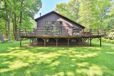 Beautifully maintained 4-bedroom, 2-bath Lake Mary home situated - photo 36