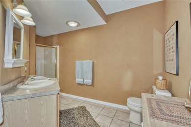 Gorgeous contemporary home in one of Mendon's most sought after - photo 38