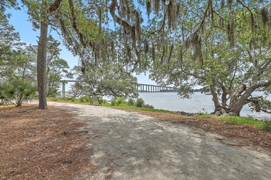 FULL LUXURY REDESIGN | END UNIT | ONE OF THE BEST LOCATIONS IN - photo 44