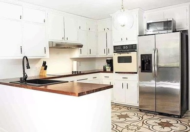 Fall in love with this stunning 4-bedroom, 3.5-bath home nestled - photo 4