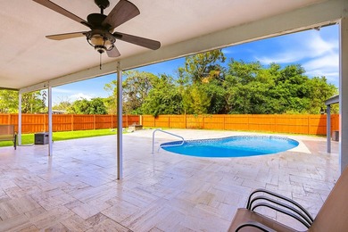 NO HOA! HUGE FULLY FENCED LOT WITH CIRCULAR PAVER DRIVEWAY - photo 20