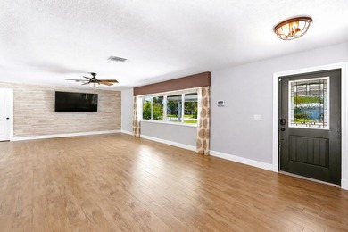 NO HOA! HUGE FULLY FENCED LOT WITH CIRCULAR PAVER DRIVEWAY - photo 28