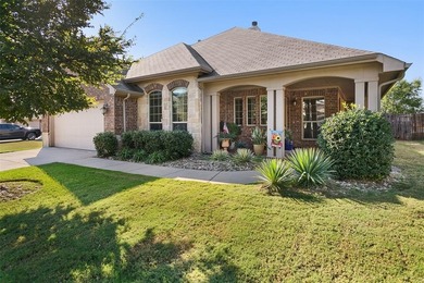 (private lake, pond, creek) Home Active Under Contract in Fort Worth Texas
