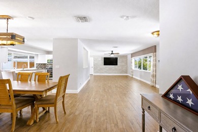 NO HOA! HUGE FULLY FENCED LOT WITH CIRCULAR PAVER DRIVEWAY - photo 36