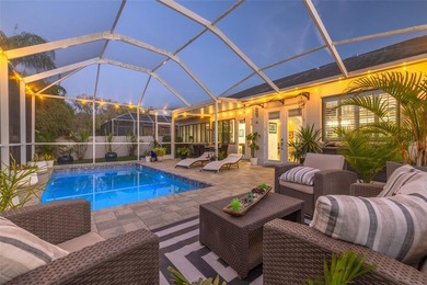 Welcome to this beautifully renovated 3-bedroom, 2-bathroom pool - photo 8
