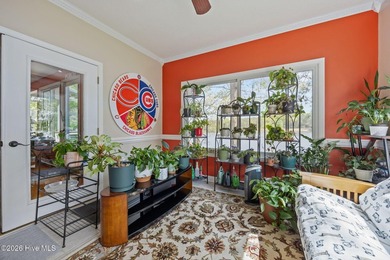Welcome to your lake front retreat in the highly sought-after - photo 14
