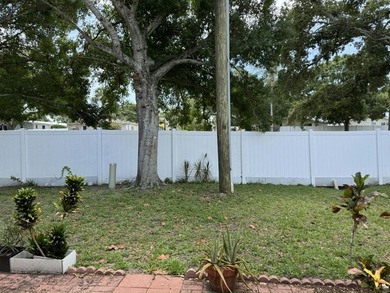 East Bay Oaks, a professionally managed and well-maintained - photo 4