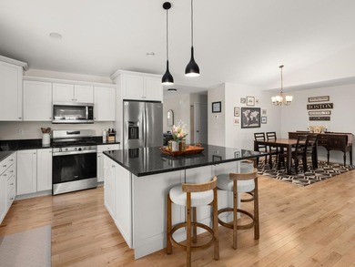Experience refined single-level living just moments from Keeler - photo 16