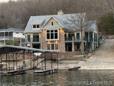 This property has everything that is sought after in a lake home - photo 2