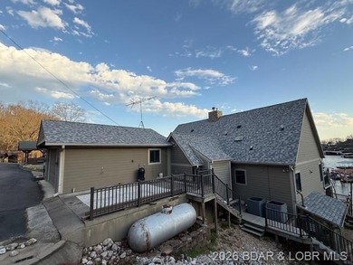 This property has everything that is sought after in a lake home - photo 10