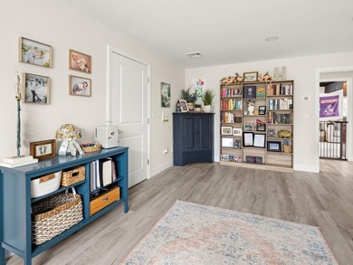 Experience refined single-level living just moments from Keeler - photo 39