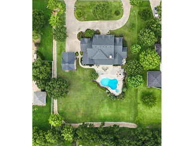 Stunning updated 6 bdrm, 4.5 bath custom home in sought after - photo 3