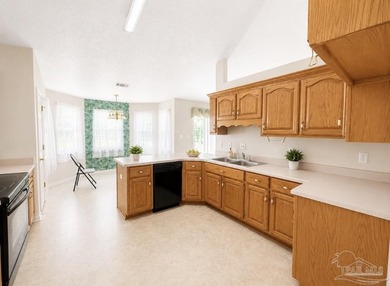 Spacious three bedroom brick home on corner lot ..!! new roof at - photo 8
