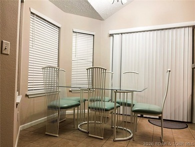 Charming home with walk-out basement in the heart of Camdenton! - photo 8