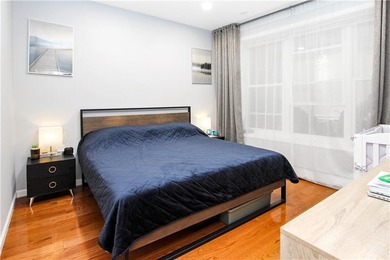 Recently renovated One family attached, all brick home in a - photo 7
