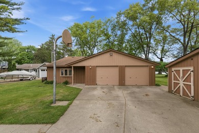 65 ft of level frontage on beautiful Pretty Lake with sunrise - photo 12