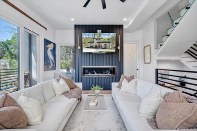 Don't miss this custom-designed, fully furnished residence - photo 20