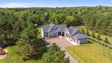Apple River - St. Croix County Home For Sale in New Richmond Wisconsin