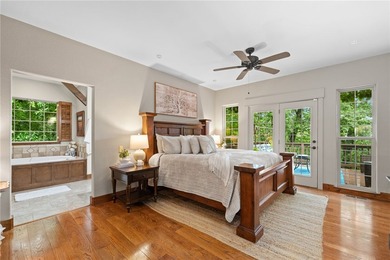 Nestled in the peaceful forest of Eureka Springs, this - photo 15
