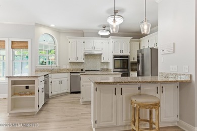 Welcome to an exceptional residence in the highly sought-after - photo 16