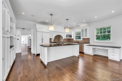 Timeless Coastal Elegance Meets Modern Luxury. Step into the - photo 20