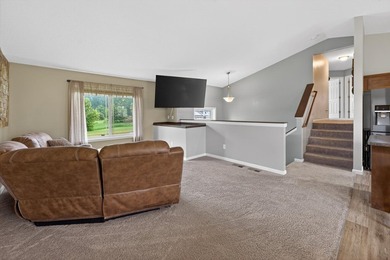 Welcome to your new home! Conveniently located in a neighborhood - photo 10