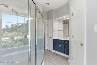 Welcome to an exceptional residence in the highly sought-after - photo 24