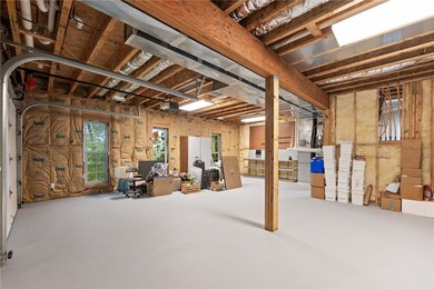 Nestled in the peaceful forest of Eureka Springs, this - photo 36