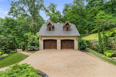 Nestled in the peaceful forest of Eureka Springs, this - photo 41