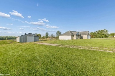 This beautiful Ranch is what you are looking for! Open with - photo 46